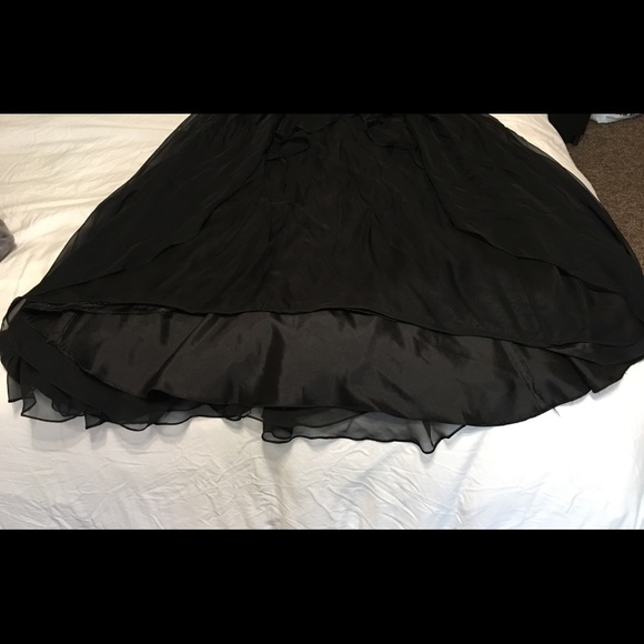 Black with silver detail prom dress - Picture 6 of 7